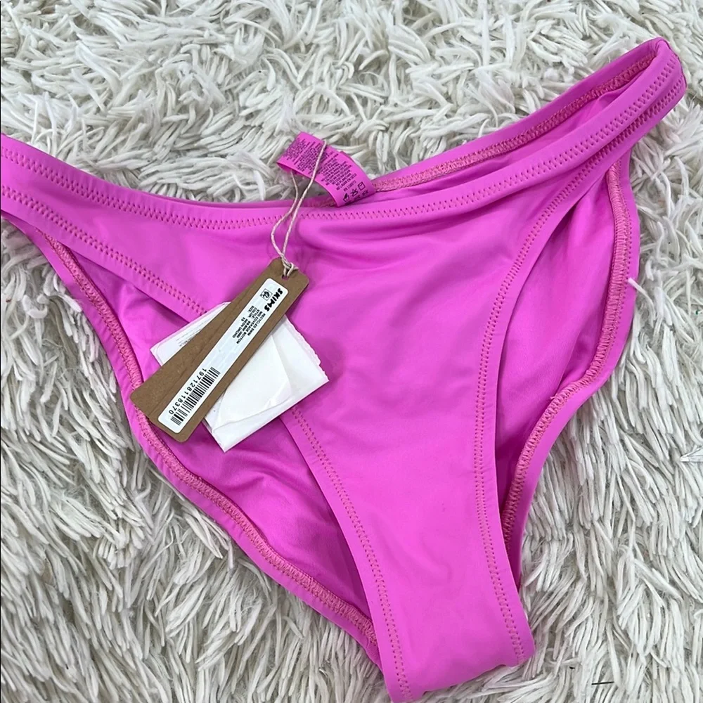 Signature Swim Mid Coverage Bottom - Neon Orchid